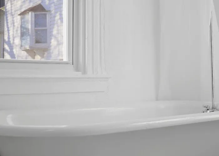 Bloomfield/shadyside @h Spacious And Quiet Private Bedroom With Shared Bathroom Homestay Pittsburgh