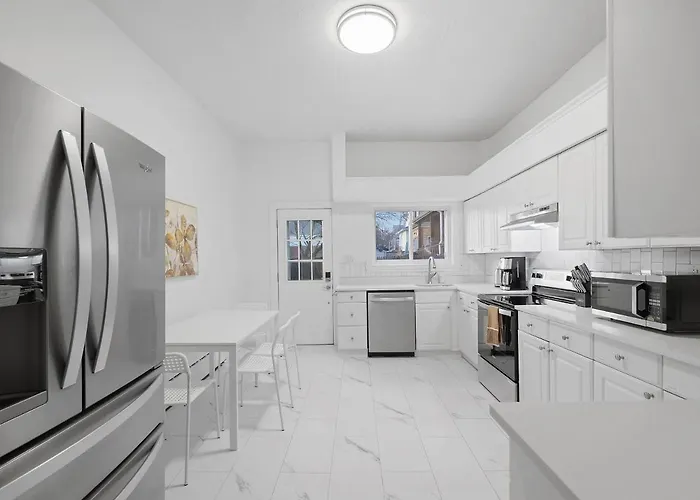 Homestay Bloomfield/shadyside @h Spacious And Quiet Private Bedroom With Shared Bathroom *